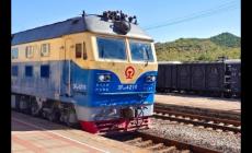 東風4b型內燃機車垂向力傳遞路徑及機制解析